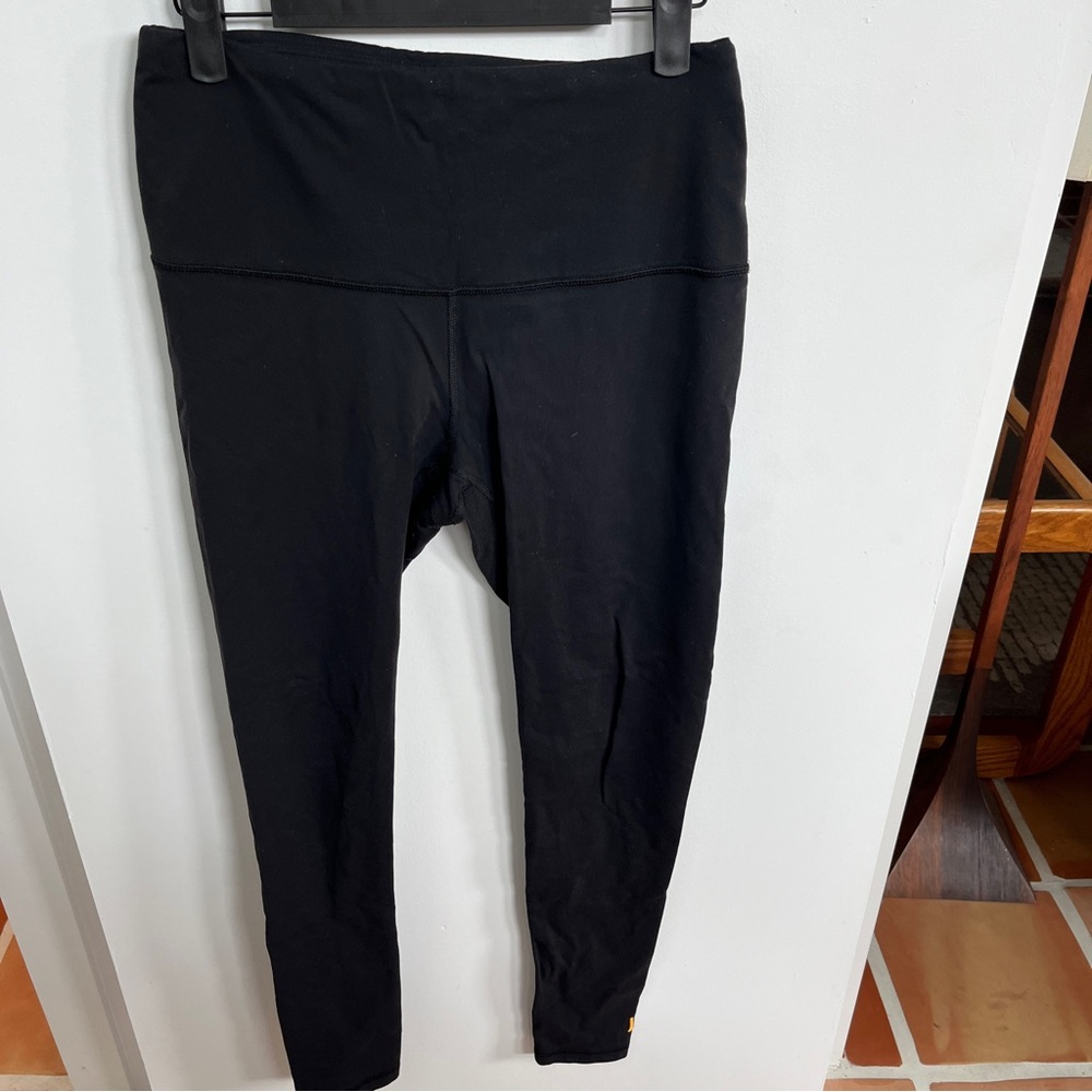 Lucy Black Leggings Hatha Collection Size Medium